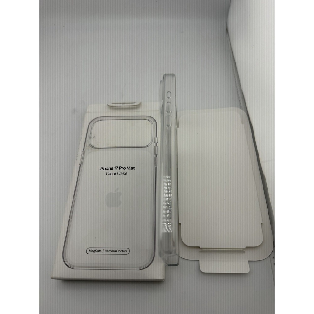 Apple iPhone 17 Pro Max Clear Case w/ Magsafe MGFW4LL/A - Clear - Picture 5 of 9